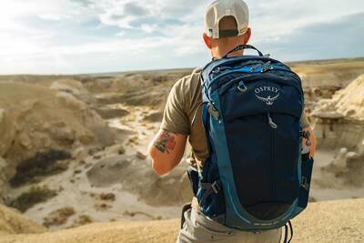 Osprey Stratos 24 Review | Day Pack for Hiking | Backpackers.com